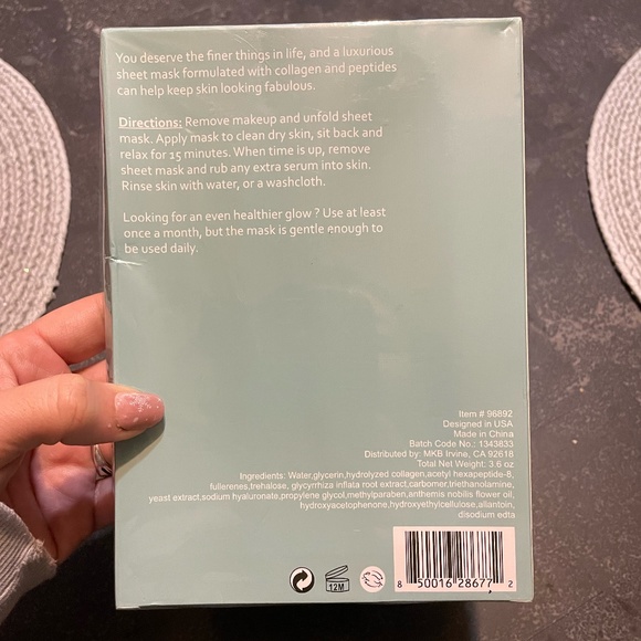 Lavish Me 5 Piece Vitamin Infused Sheet Face Masks - Picture 2 of 2